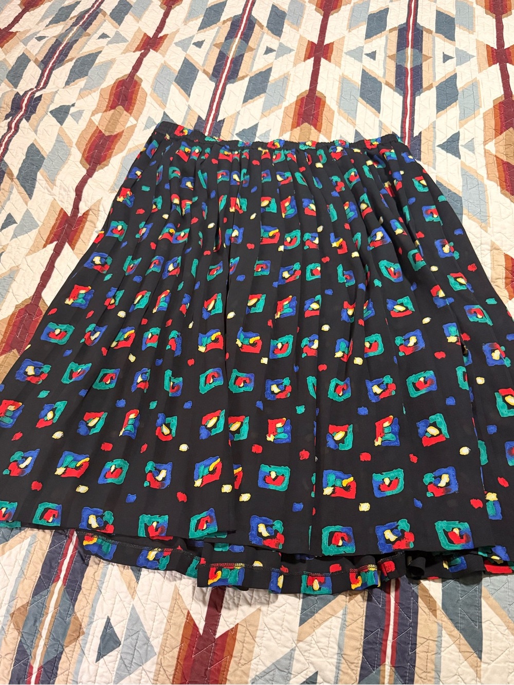 Vintage Alfred Dunner  Black Multicolor Printed Gathered Skirt
